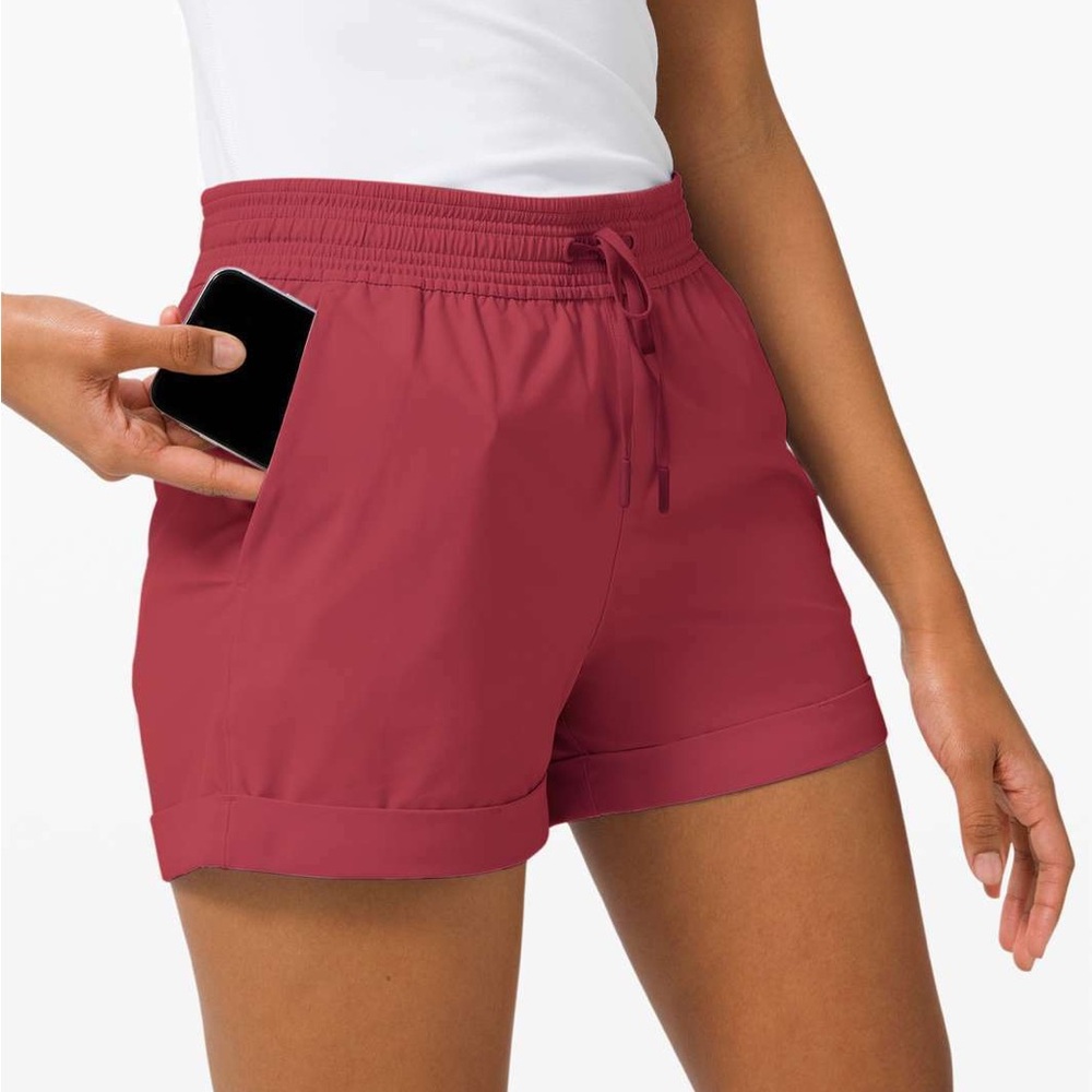 Lululemon Spring Break Away Shorts in Chianti